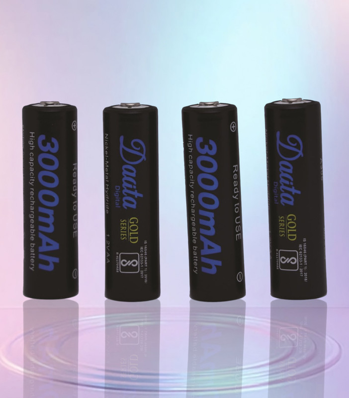 DAATA Digital AA-3000mah Gold Rechargeable Battery Camera Battery Charger(Black)