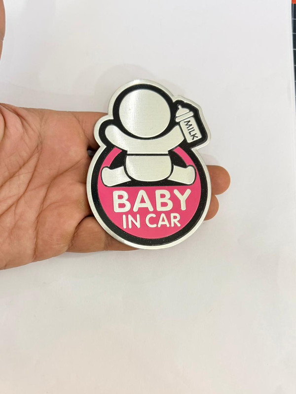 Auto MT Pink baby in car round Sticker 7.5cmx7.5cm Soprt logo Universal Car Flywheel