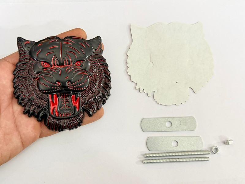 Auto MT BLACK RED Big Lion Grill Metal Logo 10cmx10cm Car Bike Metal Badge Car Flywheel