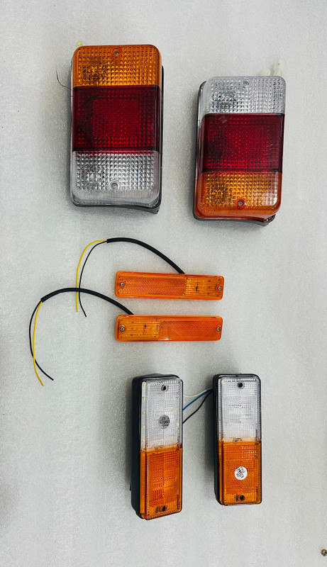 Auto MT Rear Combo of Mahindra Thar Brake Light Bumper Side Fender Indicator Tail-Ligh Car Flywheel