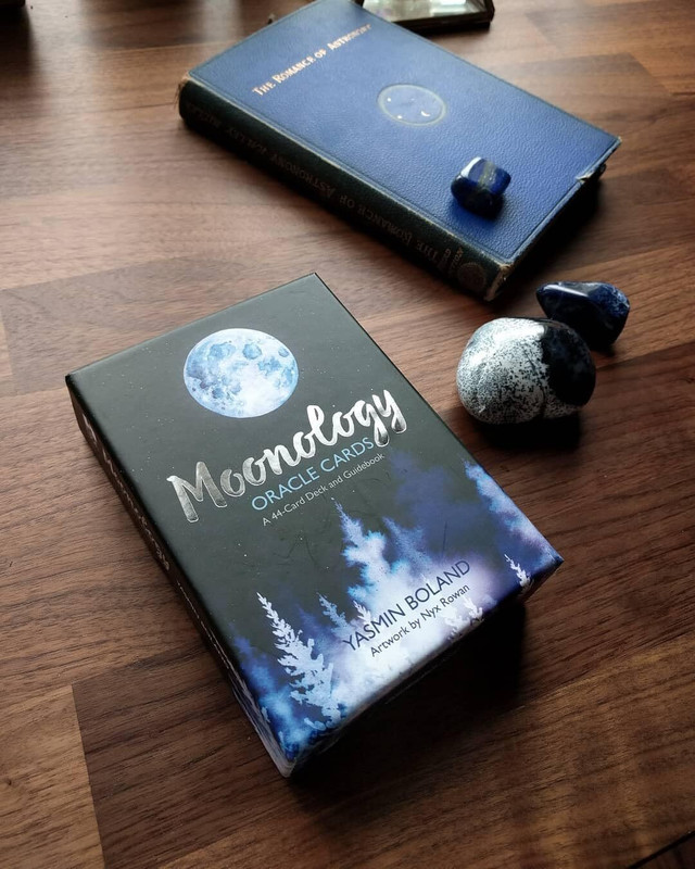Hoshila172 Moonology Oracle Tarot Card Game A 44-Card Tarot Deck(Multicolor)