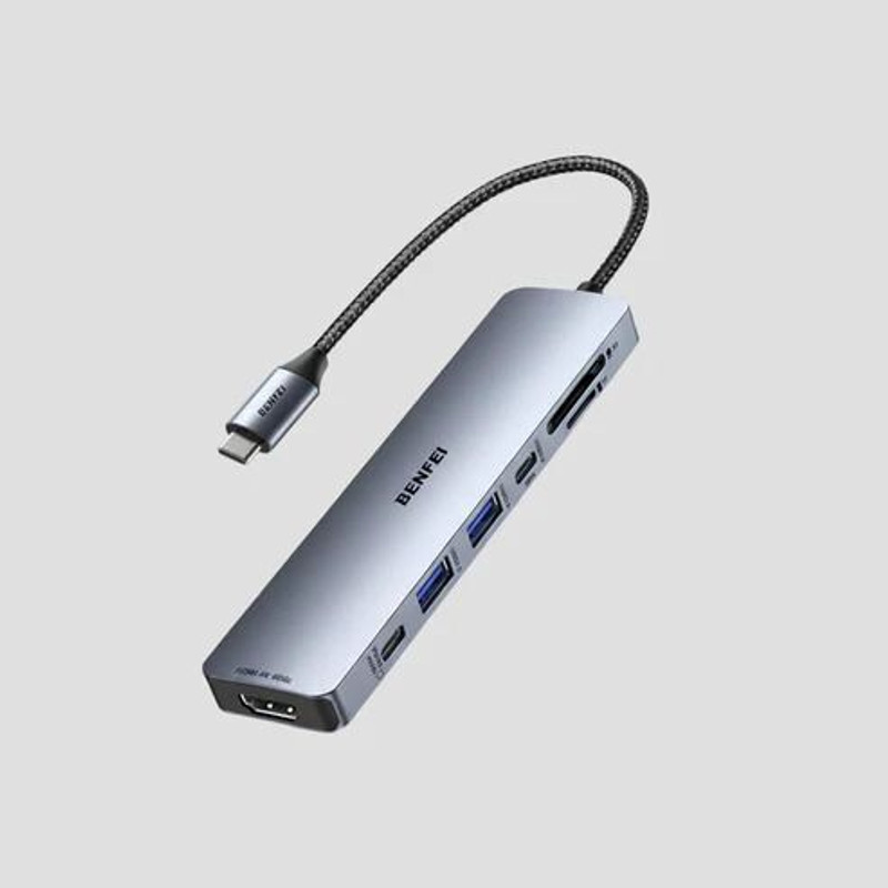 J&W Connect Hub 7-in-1 USB-C Hub with Lighting Card Reader(Silver)