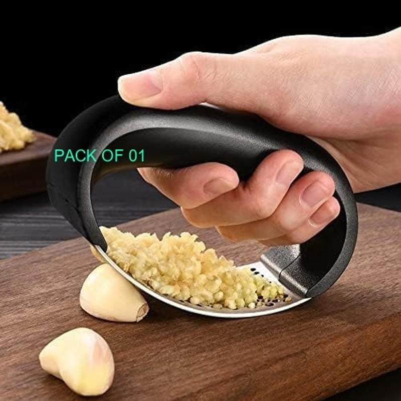 D.S ENTERPRISE Garlic Crusher Ginger Mincer Squeezer Press a(3.94 x2.7-Inches(BLACK,SILVER)DE Garlic Press(Black)