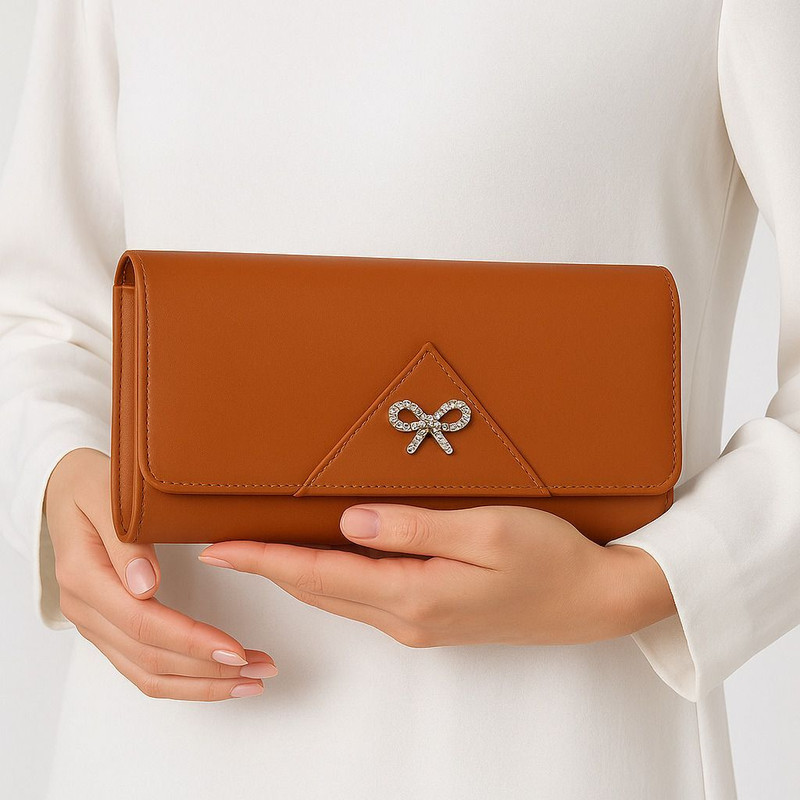 Reshu Casual Brown Clutch
