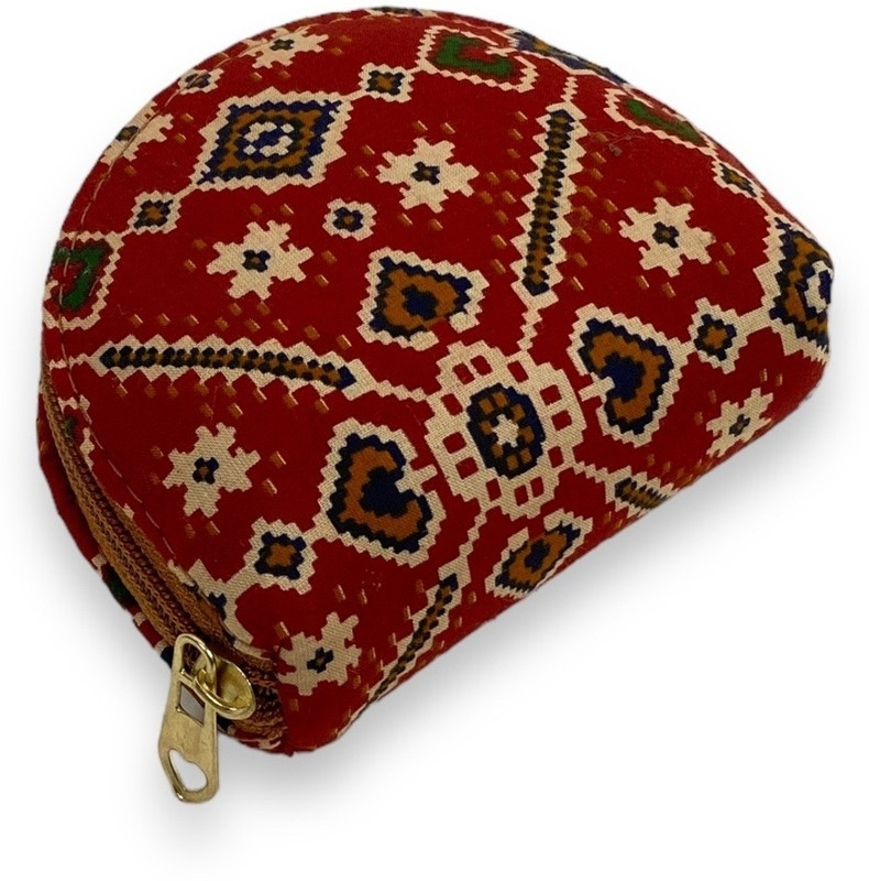 Raangdesi Casual Red Clutch
