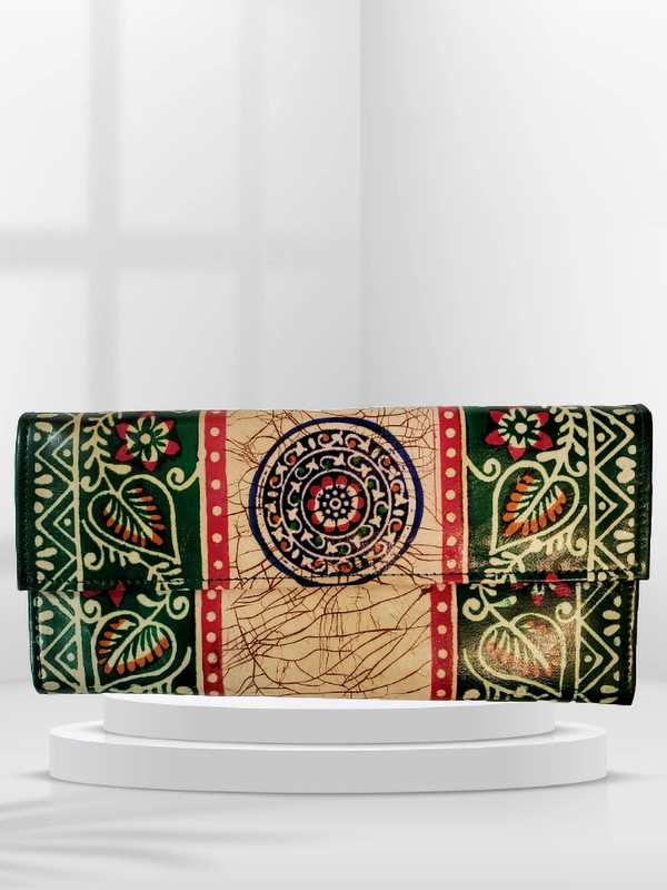 HouseOfCommon Casual Green Clutch