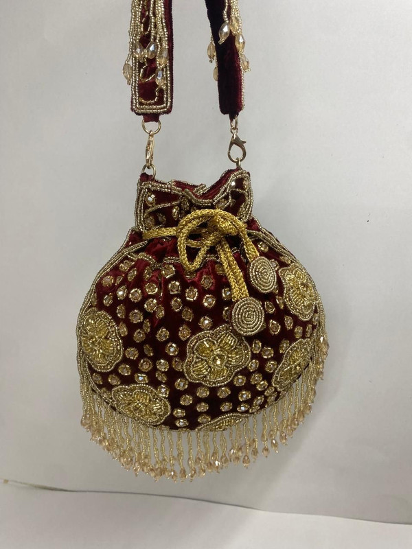 MaFs Party Red Clutch
