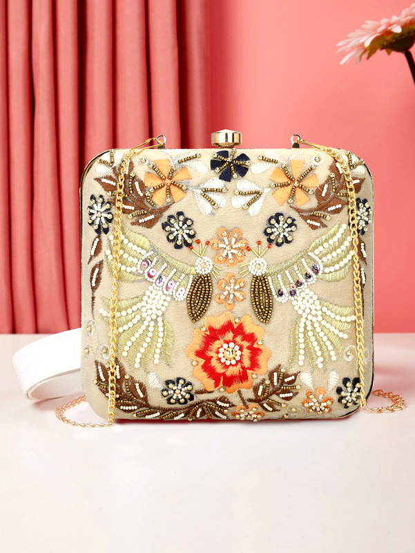 Fashion Overseas Party Beige  Clutch