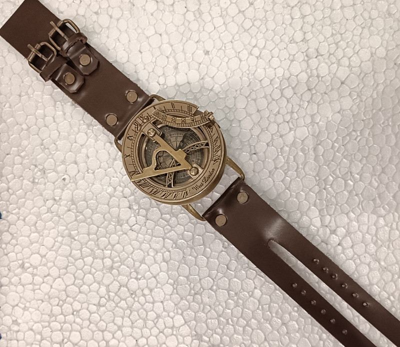 inayahandicraft Ghadi Compass(Brown)
