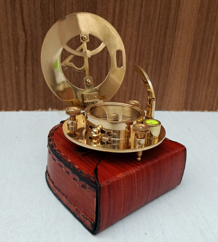 CREATIVENAUTICALS Brass Sundial Compass Compass(Brown)