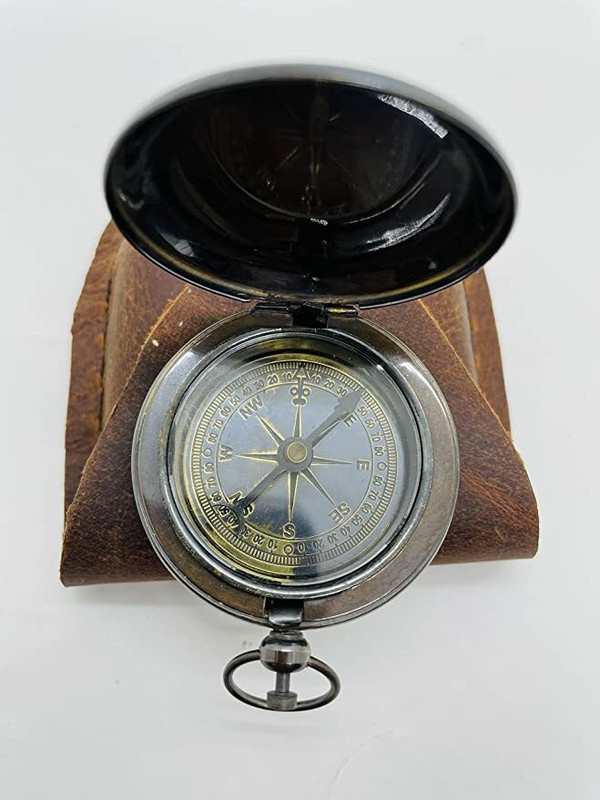 NEEVMOBILES Golden Antique Brass Compass With Leather Case Compass(Gold)