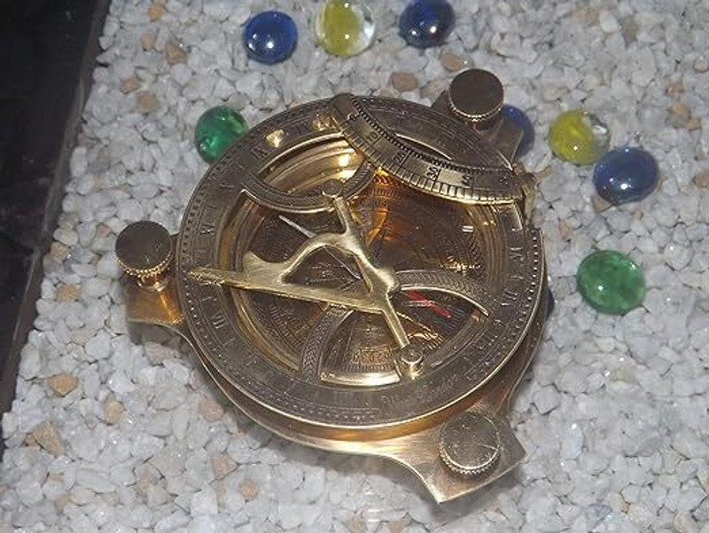 A S triangle sundial compass Compass(Yellow)