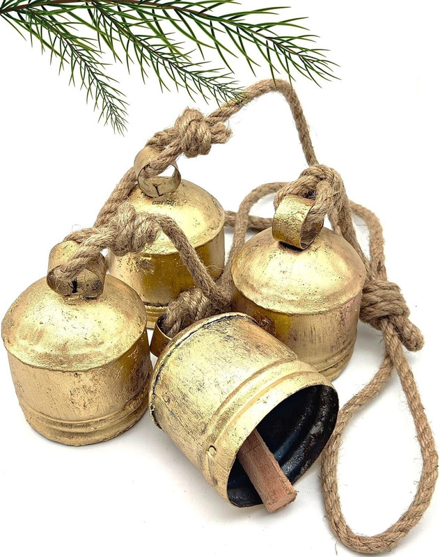 carfar Set of 4 Rustic Bells Cluster with Jute Rope Handcrafted Christmas Mountable Cowbell(Die Cast Iron, Jute)