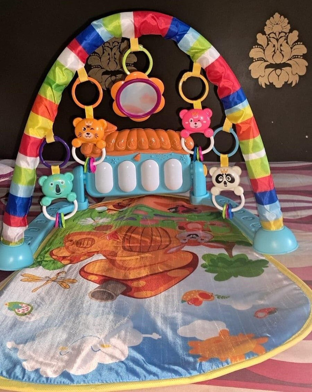 Nafhotoz Newborn Gift Set: Piano Gym Mat with Toys & Musical Lights(Multicolor)
