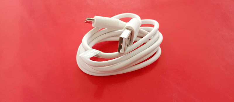 Tecno Micro USB Cable 1 m Fast Charging Data Cable 1 m Micro USB Cable(Compatible with Smart Phones, White, One Cable)