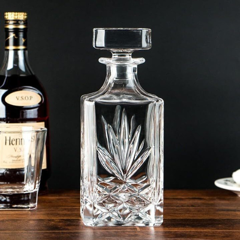 VISMII Handcrafted Crystal Whiskey Decanter 750ML ALOCHOL STORAGE Decanter(Glass, 25 oz)