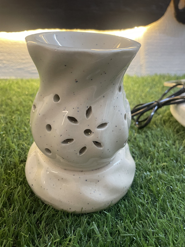 AND DECOR VAULT SPIRAL AED Aroma Diffuser, Aroma, Air Fragrance, Home Decor, Decoration, Gifting, Fragrance Diffuser(White)