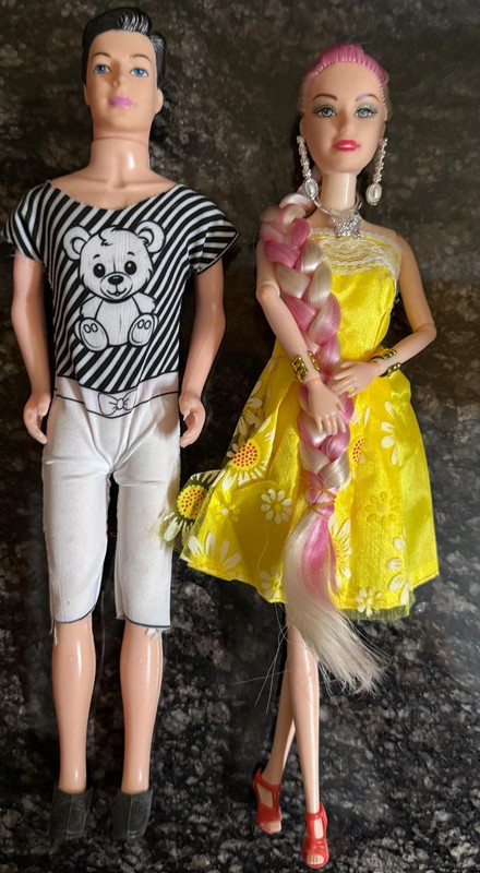 chalsi barbie doll couple set(Multicolor, Black, White, Yellow)