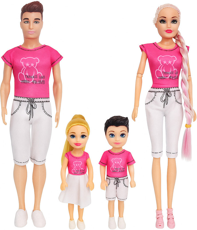 Ladli Cute Family Outfits | Mother Father Son Daughter Dolls for Kids Pretend Play(Multicolor)
