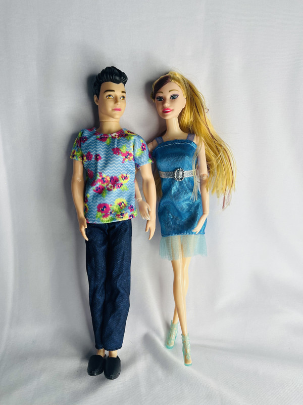 TNAZ Beautiful couple doll set(Multicolor)