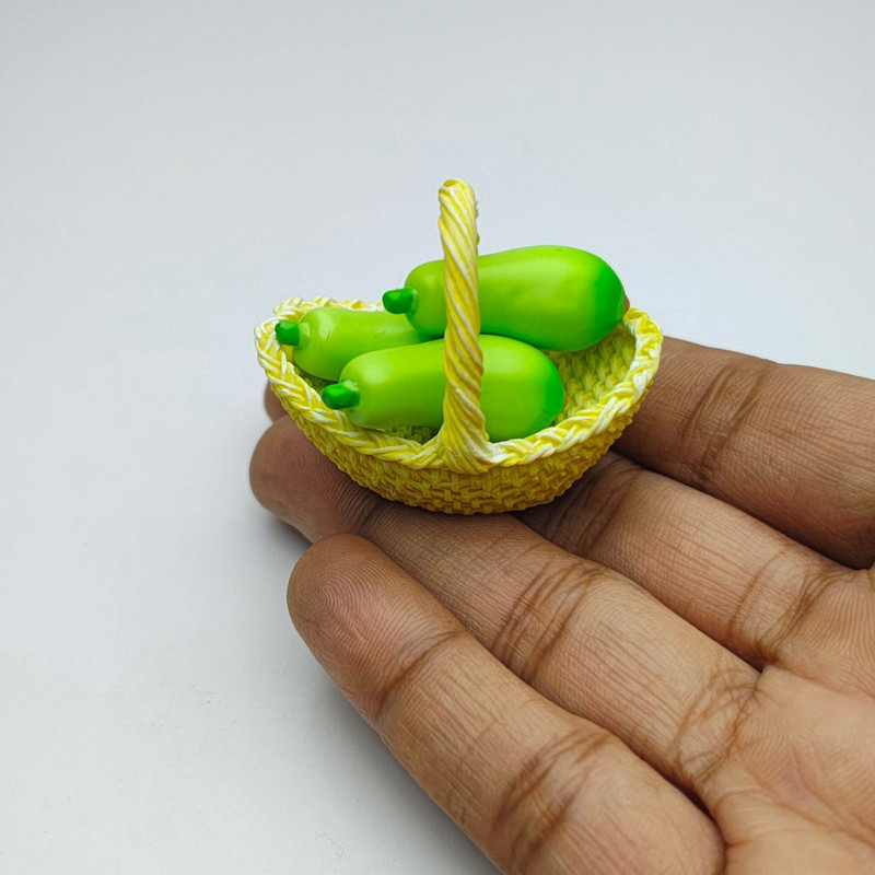 MINIATURES SHOP Miniature Bottle Gourd Basket Dollhouse Accessories Playset(Yellow)