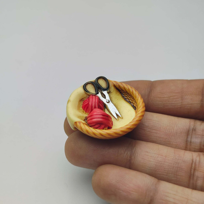 MINIATURES SHOP Miniature Tomato Basket Dollhouse Accessories Playset(Red)