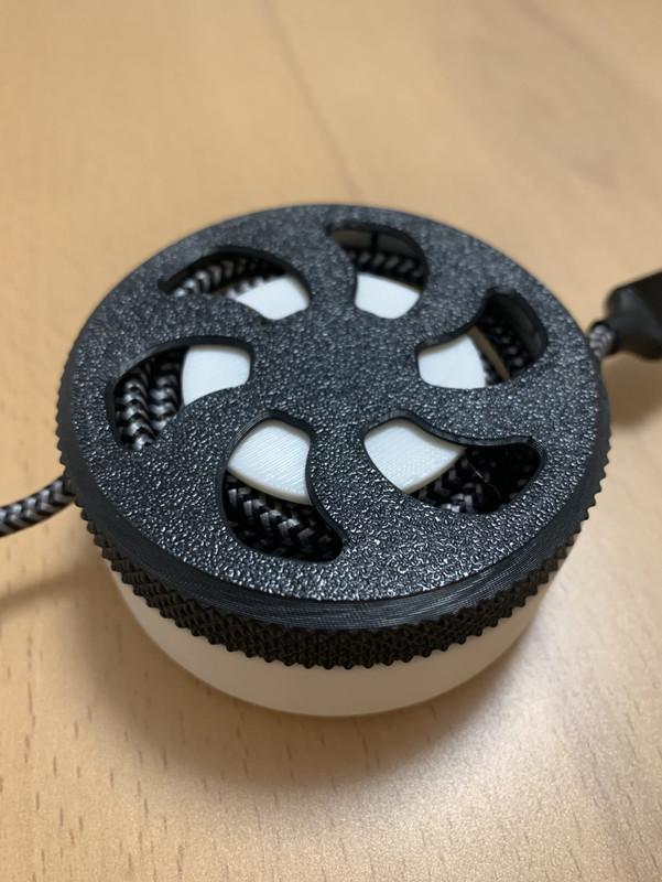 YUKSOM Cable_Org_001 Earphone Cable Organizer