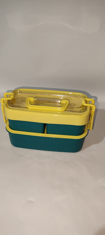 Homelife 1.05 l 2 Compartments(Conduction Heat Lunch Box)
