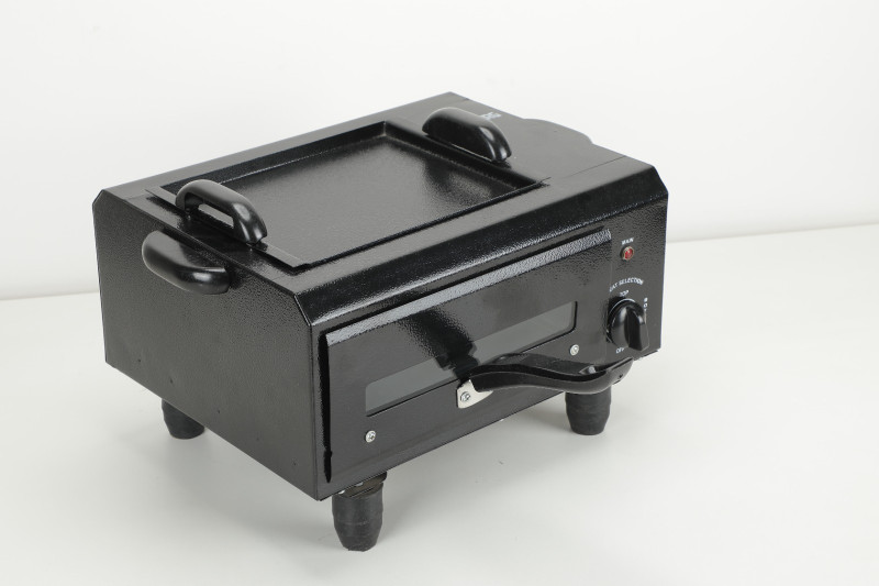 WELLBERG 3 IN 1 Electric Tandoor with Auxiliary Equipment (Black) 2000wt Electric Tandoor