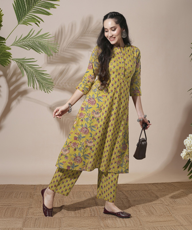 Globus Women Kurta Pant Set