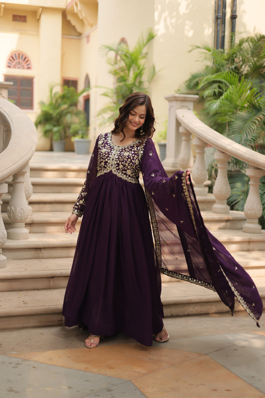 Wedani Lifestyle Women Kurta Dupatta Set