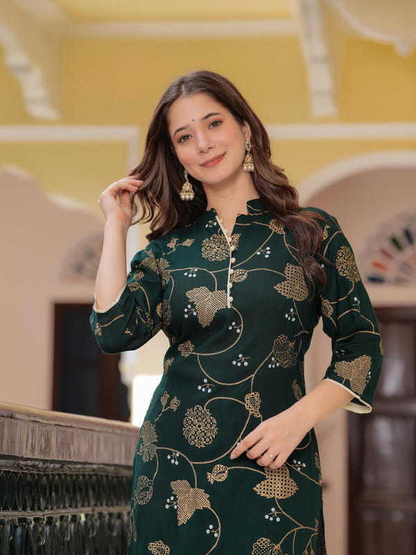 Isha e Kart Women Kurta Palazzo Set