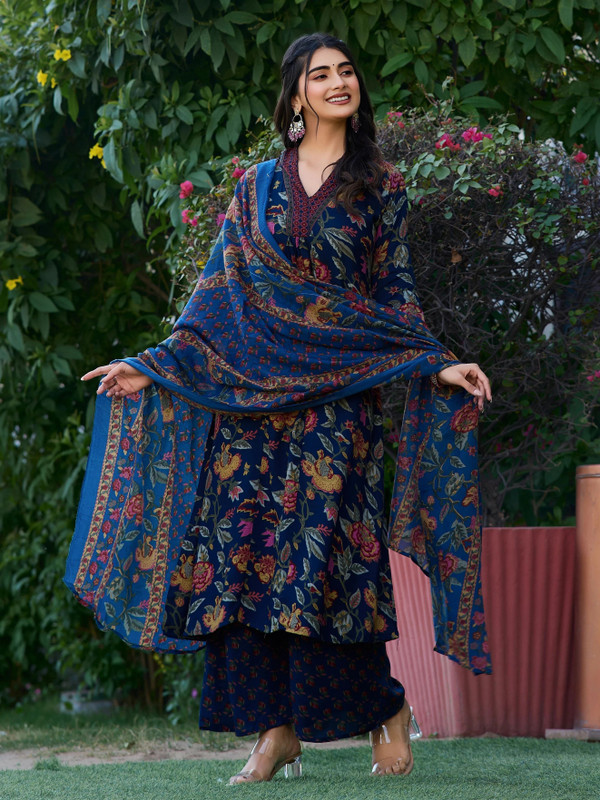 YAGNIK FASHION Women Kurti Palazzo Dupatta Set