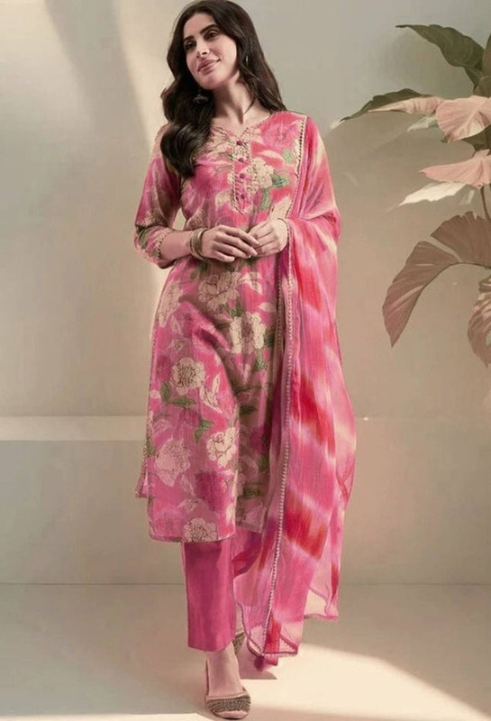 Divastri Women Kurta Pant Dupatta Set