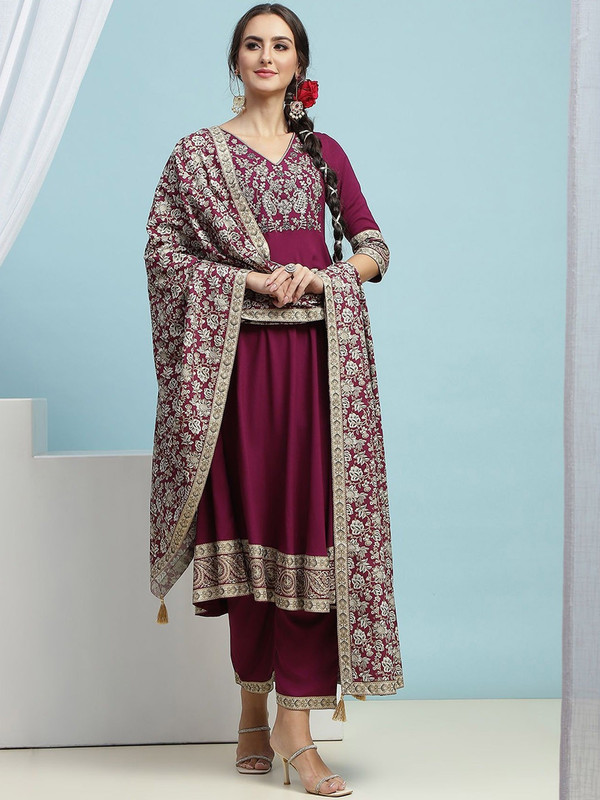 Bunai Dhaga Women Kurta Palazzo Dupatta Set