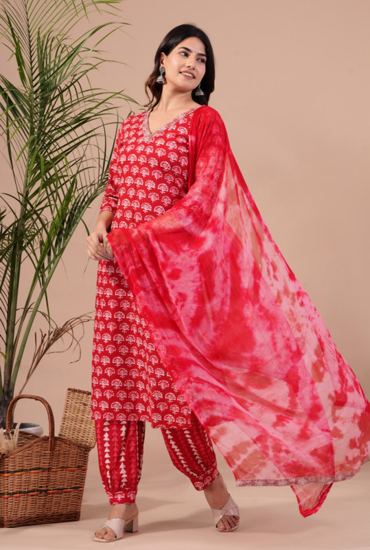 Kurtee King Printed Kurta, Palazzo & Dupatta Set