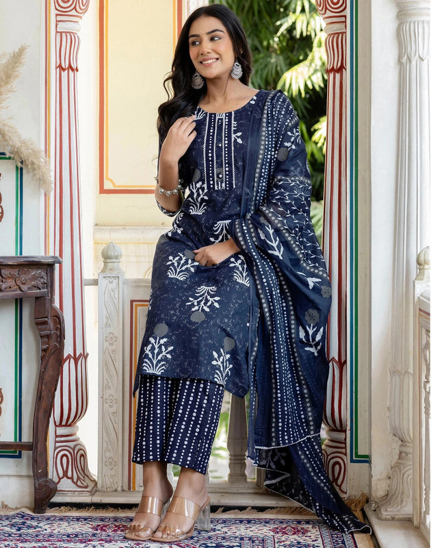 Skylee Women Kurta Pant Dupatta Set