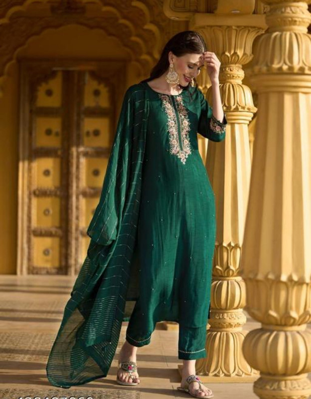 Mannjulaas Women Kurta Pant Dupatta Set