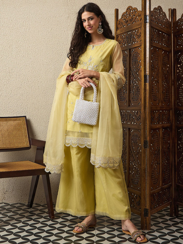 Avanshee Women Kurta Palazzo Dupatta Set