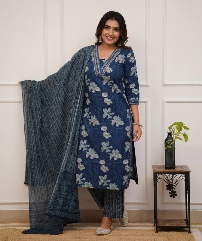 Klosia Women Kurta Pant Dupatta Set