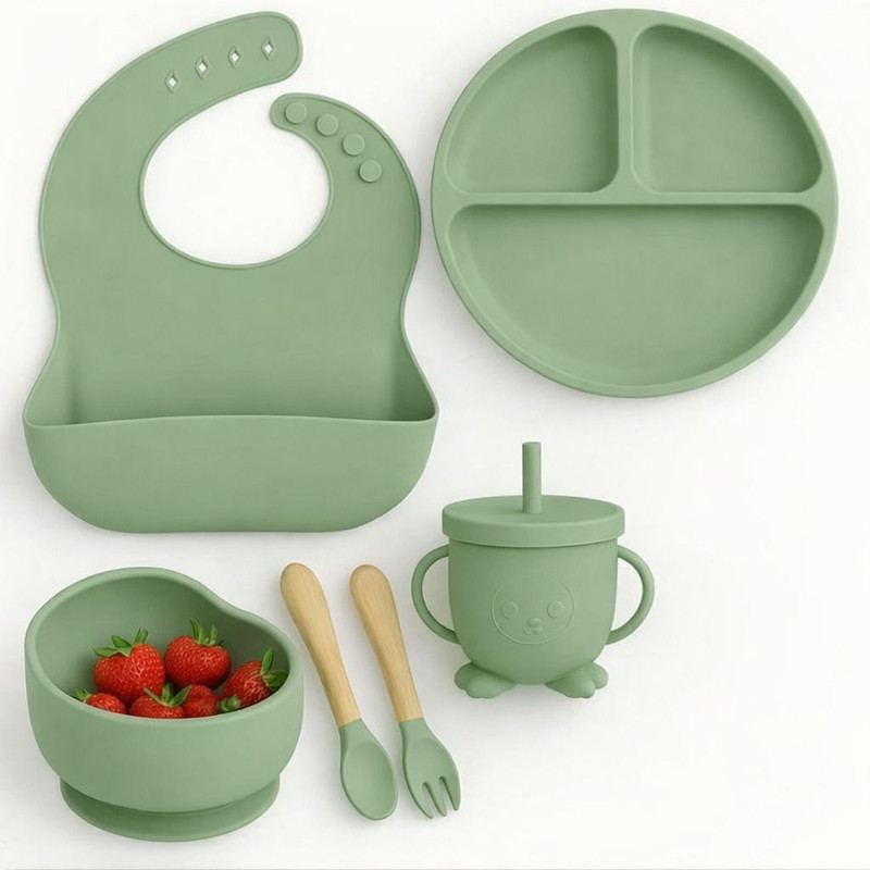 Mooues BPA Free Silicone Baby Feeding Set with Suction Plate, Bowl, Bib & Sippy Cup  - Silicone(Green)