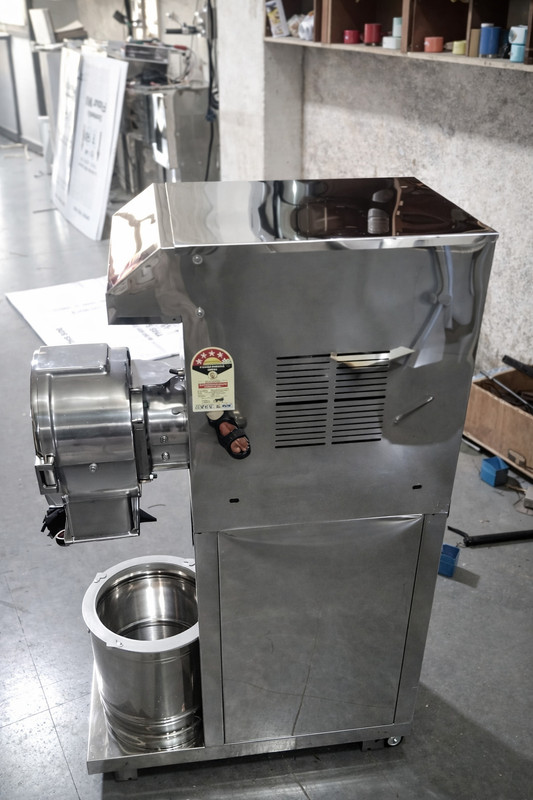 GHOOMAR 3HP AUTOMATIC FULLBODY SS Flourmill