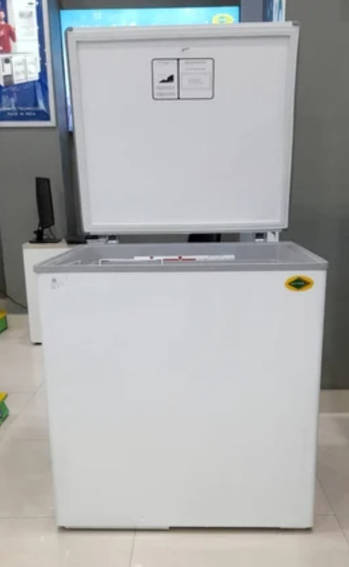 WESTERN 103 L Single Door Mini Freezer(White, 125C-H Metal Top, Mini Standard Deep Freezer, 5 Star)