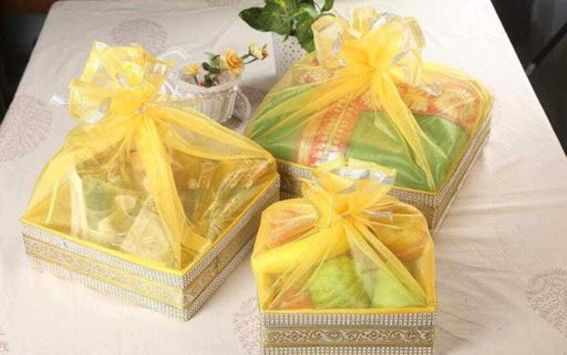 PreciousPearl Wooden Fruit & Vegetable Basket(Multicolor)