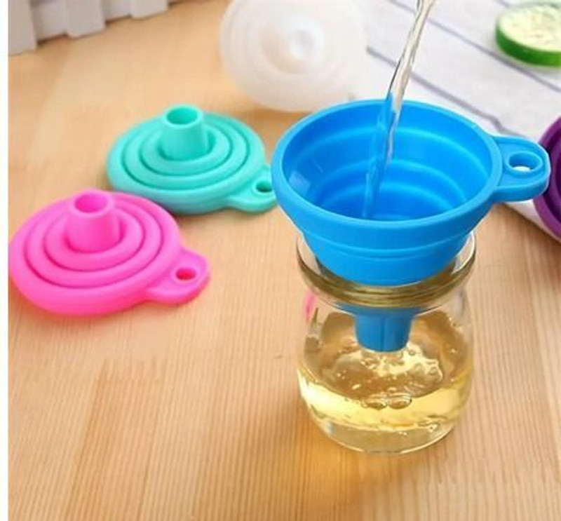 JIYAENTERPRISES 2pcs Heat Resistant Silicone Funnel Foldable Hopper for Oil Liquid Kitchen Silicone Funnel(Multicolor, Pack of 2)