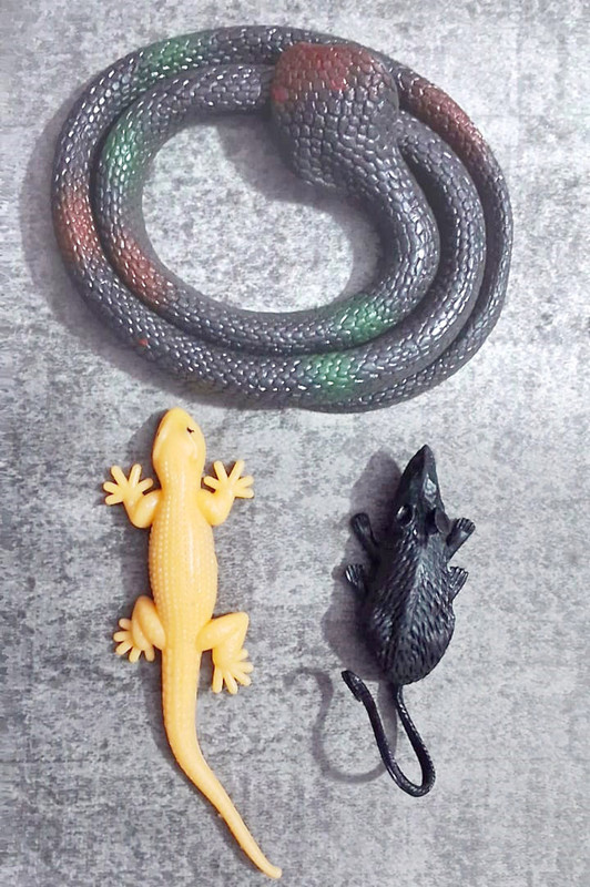 Tik C PTC-3IN1-MS2BC1 Rubber Animal Toy / Prank Toy Gag Toy(Black, Red, Green, Silver)