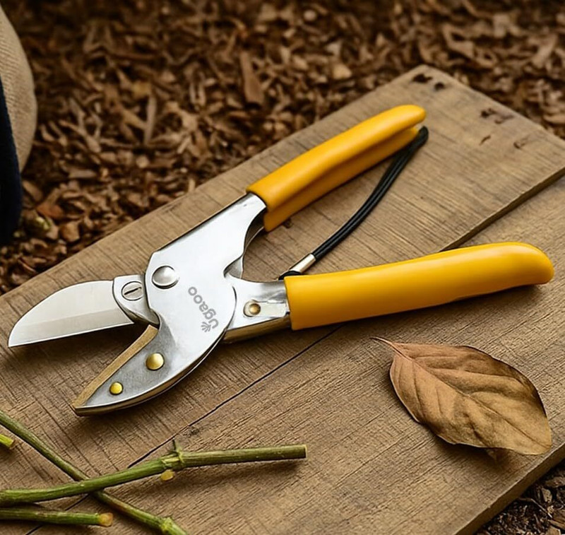UGAOO Heavy Duty Anvil Pruner For Indoor Outdoor and Home Gardening NUG_231 Garden Tool Kit(1 Tools)