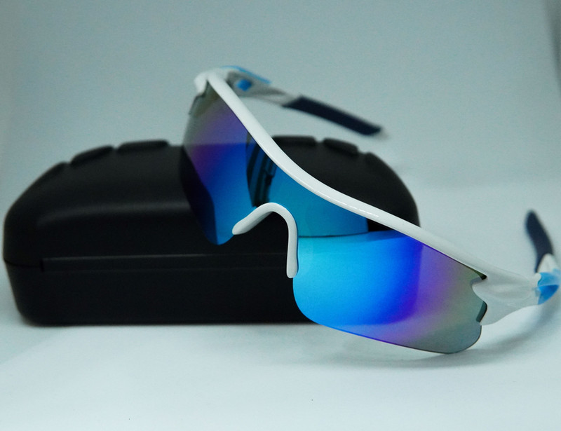 SportoLume UV Protection Sports Goggles For Boys Cricket/Running/ Cycling/ Tracking/ Racing Cricket Goggles(White, Blue)