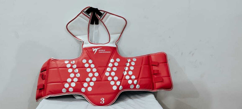lewon international Taekwondo WT Imported Chest Guard for 18+ Yrs Players of Kung Fu/Judo Boxing Head Guard(Red, Blue)