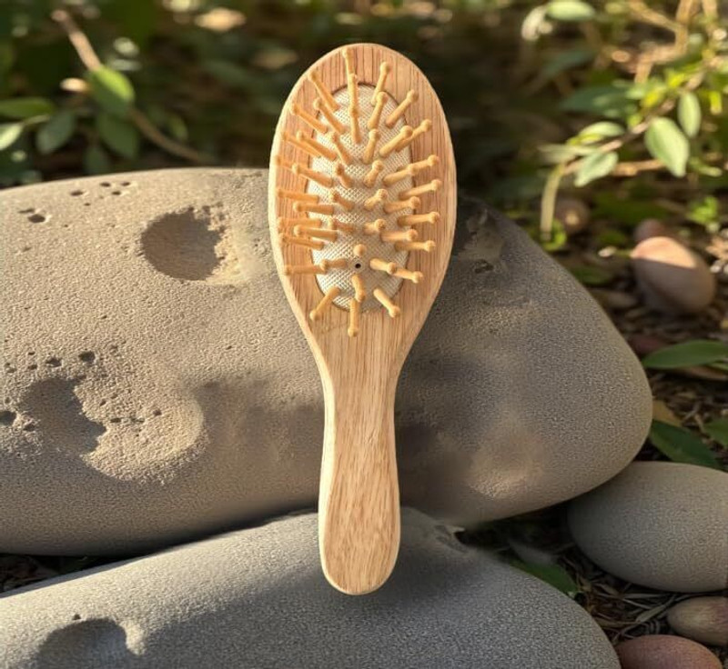 Comfy Cheeks brush